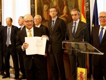 Montoro, con el comité de expertos el viernes pasado.
 