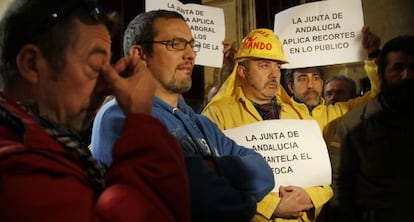 Encierro de trabajadores del Infoca en la Catedral de Sevilla.