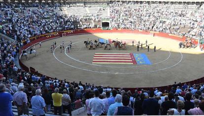 Tarde de toros en la plaza de Valencia.