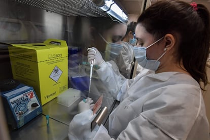 Una investigadora en un hospital de San Paulo (Brasil)