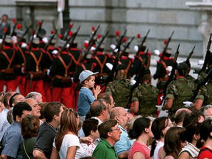 El Regimiento Asturias 31 en un desfile