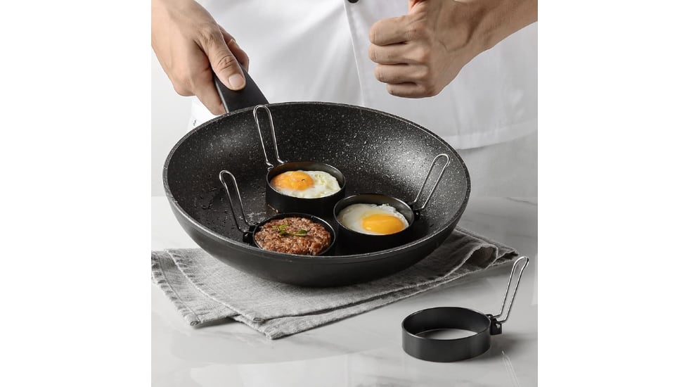 Estos moldes para cocinar huevos son muy resistentes.