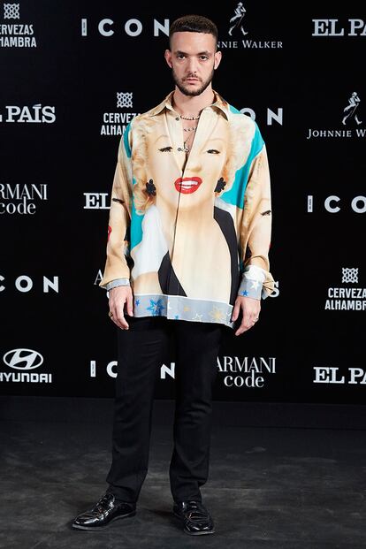 Así fue el look completo de C. Tangana.