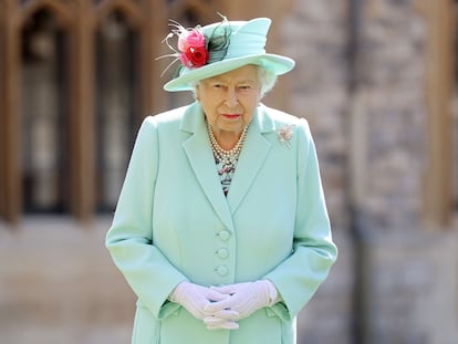 La reina Isabel II, el pasado julio, en el castillo de Windsor.