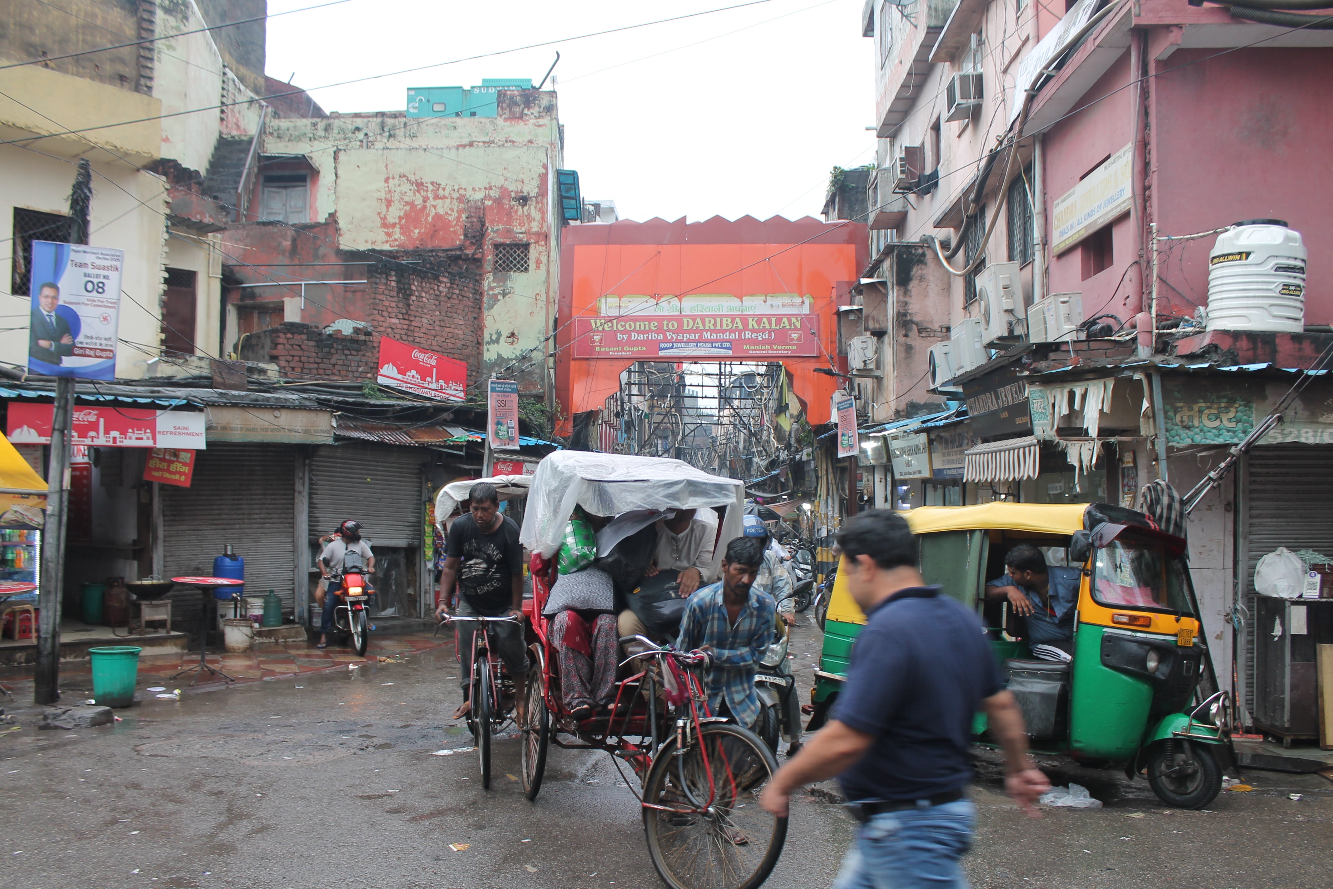 Delhi acelera la electrificación de los ‘tuctucs’, en una ciudad asfixiada por la polución