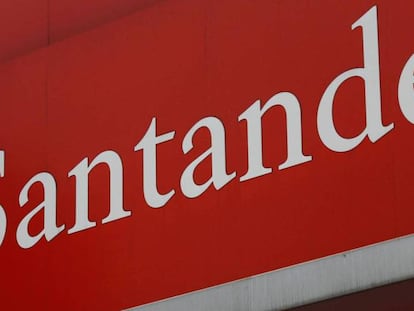 Santander coloca 2.300 millones de deuda en dólares a cinco y 10 años