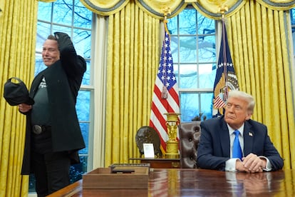 Donald Trump, con Elon Musk, el martes en la Casa Blanca.