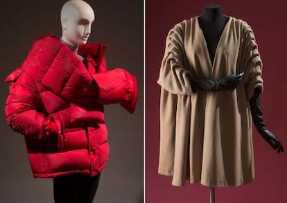 En la primera foto, abrigo de poliéster de Demna para Balenciaga, otoño/invierno 2016. En la segunda, abrigo de Cristóbal Balenciaga en lana de camello del otoño de 1950.