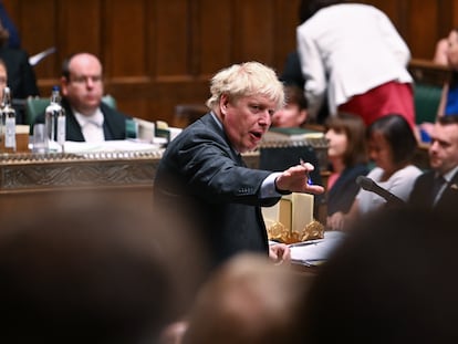 El primer ministro británico, Boris Johnson, en la Cámara de los Comunes, el 15 de junio.