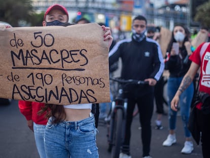 Una manifestación contra las masacres ocurridas en Colombia, en 2020.