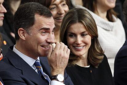 Los príncipes de Asturias durante el acto de presentación de 'Tesoros Vivos de la Televisión'