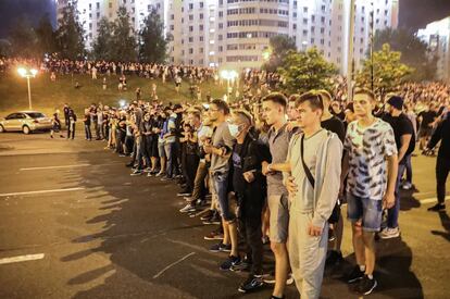 Protestas en Minsk, Bielorrusia, después de conocerse los resultados de las elecciones con una victoria de Aleksandr Lukashenko.