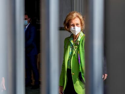 Doña Sofía visita este miércoles en el banco de alimentos de Toledo.