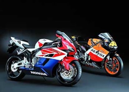 La nueva Honda CBR 1000 RR será una de las estrellas de los próximos meses. Recoge el diseño y las tecnologías de la moto con la que Rossi ha ganado el Mundial de Moto GP.