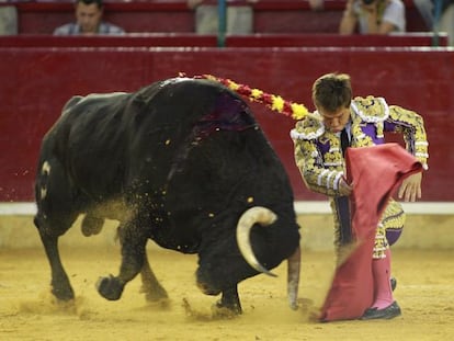 El Juli, ayer en la feria de El Pilar.