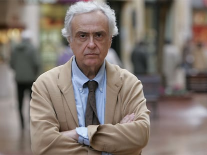Miguel Sánchez-Ostiz, ayer, en Bilbao.