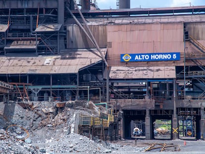 Un horno apagado en la planta 2 de Altos Hornos de México en Monclova (Coahuila), el 6 de julio.