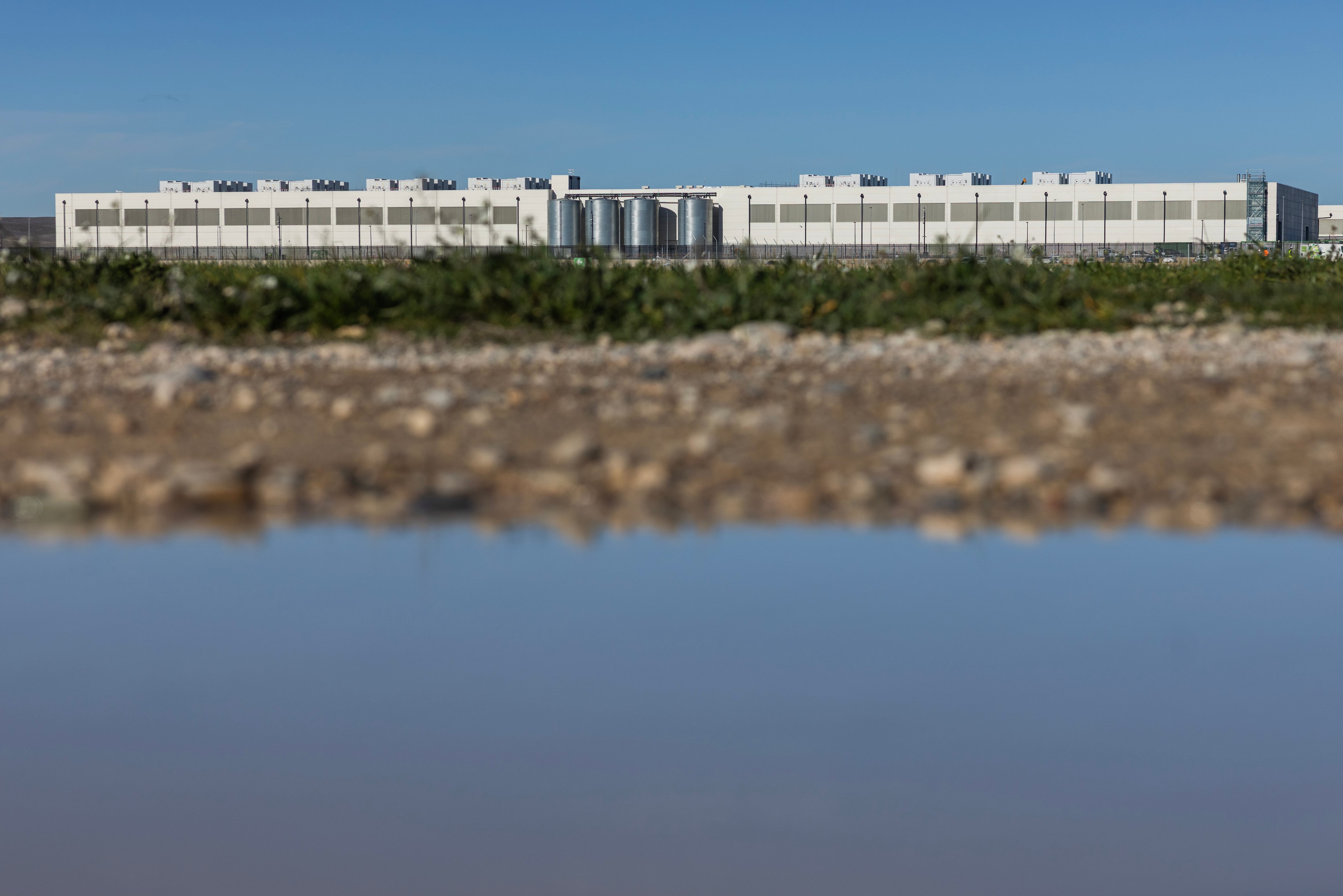 ¿Cuánto consume un centro de datos? Una ley europea a la medida de las grandes tecnológicas impide saberlo