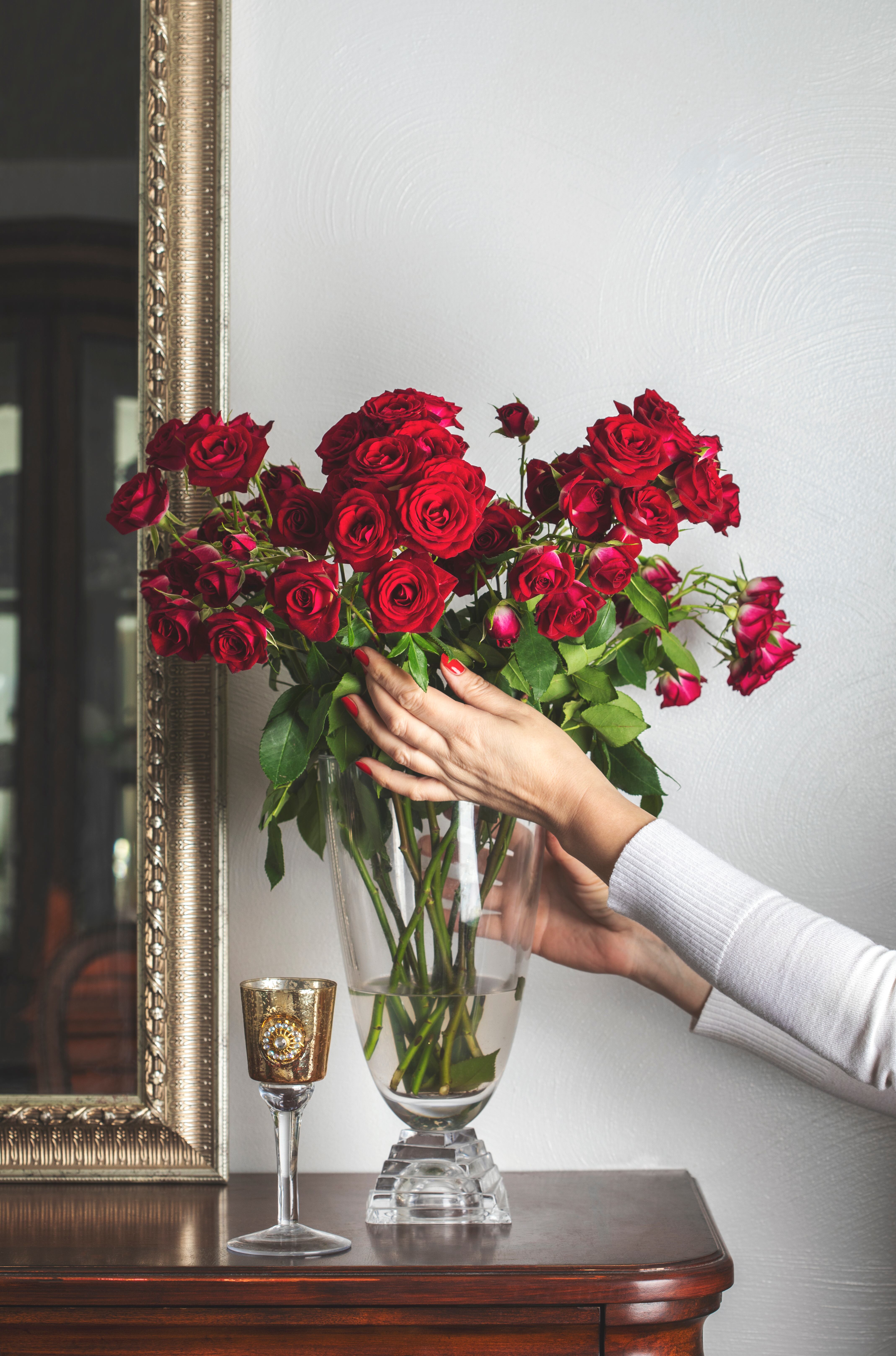 Hoy, siete de cada 10 flores que se venden en las floristerías españolas el día de San Valentín son rosas.