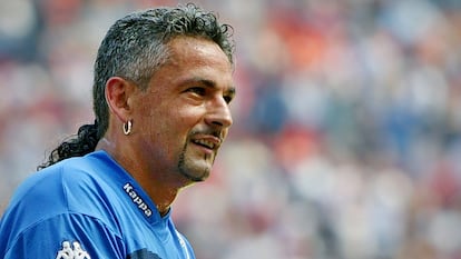 Budista e militante, Baggio encerrou a carreira pelo Brescia, em 2004.