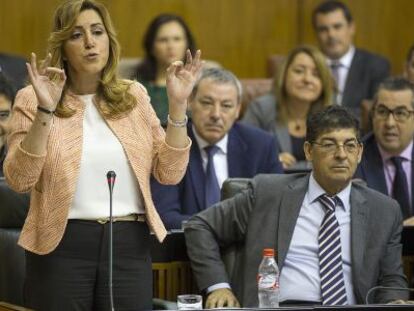 Susana D&iacute;az, en la sesi&oacute;n de control al Gobierno en el Parlamento.