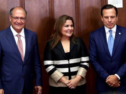 Alckmin, a diretora do Fórum Econômico Mundial para a América Latina, Marissol Argueta de Barillas, e Joao Doria.