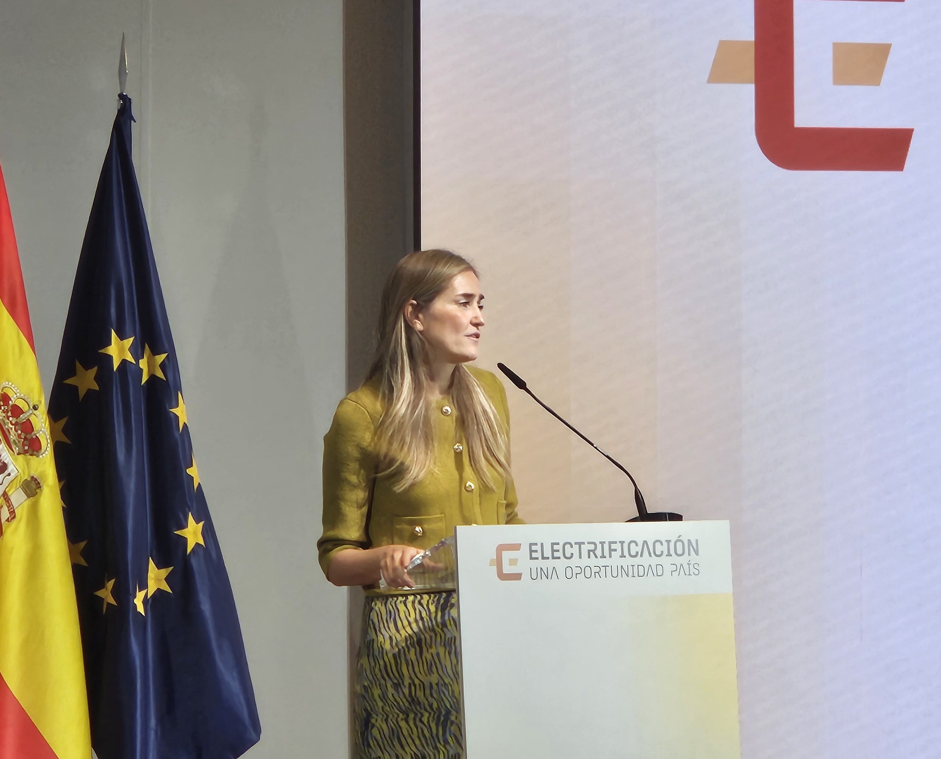 La vicepresidenta del Gobierno y ministra para la Transición Ecológica y el Reto Demográfico, Sara Aagesen, este viernes en la presentación de la Propuesta de planificación de la red de transporte de electricidad con horizonte 2030.
