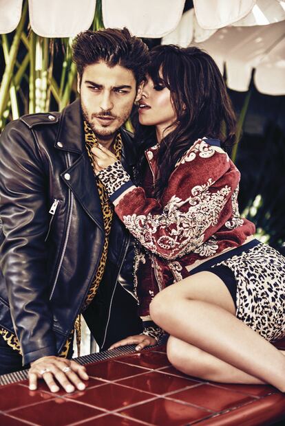 Cabello en la campaña de Guess.