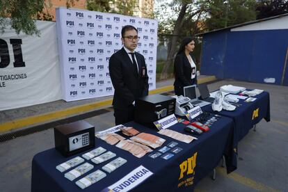 Elementos de la Policía de Investigaciones de Chile.