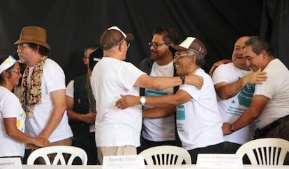 Miembros de las FARC reunidos este viernes.