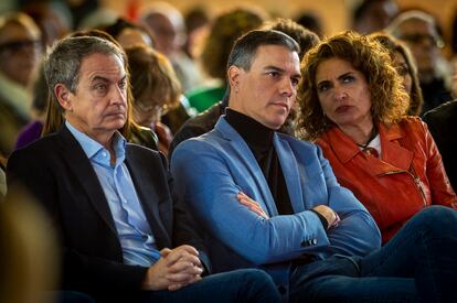 José Luis Rodríguez Zapatero, Pedro Sánchez y María Jesús Montero, este sábado en Madrid. 