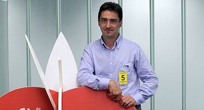 El experto en polímeros David Mecerreyes, ayer, en la sede de Ikerbasque en Bilbao.