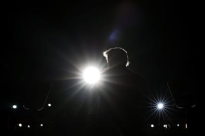 El candidato republicano a la presidencia, Donald Trump, en un momento del mitin en el aeropuerto internacional Sanford (Florida).