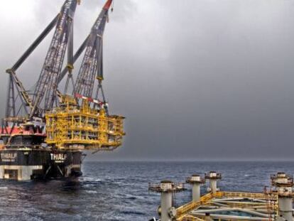 Instalación de la plataforma Castor para almacenar gas en aguas de Castellón.