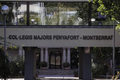 Fachada del colegio mayor Penyafort-Montserrat, en Barcelona.