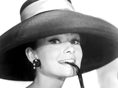Retrato de Audrey Hepburn durante a filmagem de ‘Bonequinha de luxo’.