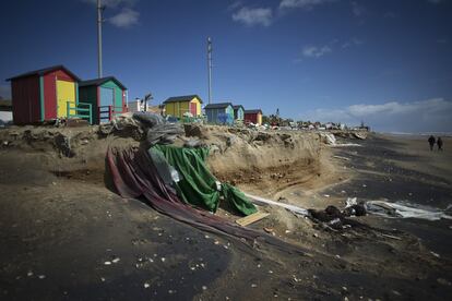 El temporal se ha llevado gran cantidad de arena de la playa de La Antilla, en el término municipal de Lepe.