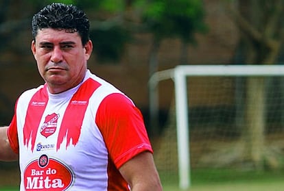 Capone, já aposentado do futebol profissional.