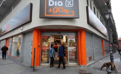 Tienda de la cadena Dia en Madrid.