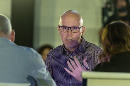 In the engine room of EL PAÍS: this is how the first page is decided | 50th Anniversary