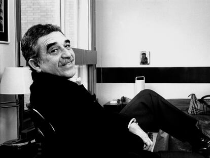 El escritor Gabriel García Márquez, en París en enero de 1982.