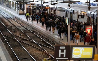 La estación de tren de París, Francia, en la huelga de este martes