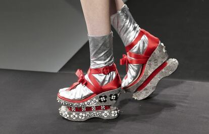 Los zapatos de Prada, de inspiración oriental.
