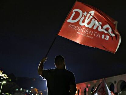 Los seguidores de Dilma Roussef en R&iacute;o, este domingo