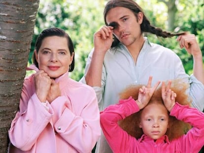 La actriz Isabella Rossellini protagoniza la campaña de otoño de la firma Sies Marjan, fotografiada por Bruce Weber.