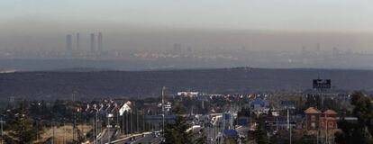 Contaminación sobre Madrid desde Torrelodones el pasado día 4.