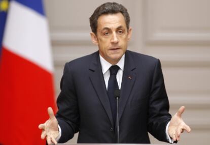 El presidente francés, Nicolas Sarkozy, durante su comparecencia ante los medios.