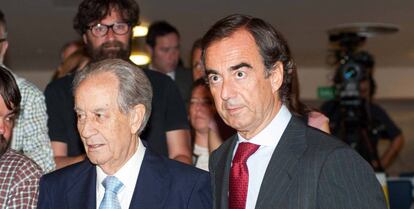 El empresario Juan Miguel Villar Mir junto a su hijo y sucesor en el holding familiar Juan Villar-Mir de Fuentes.