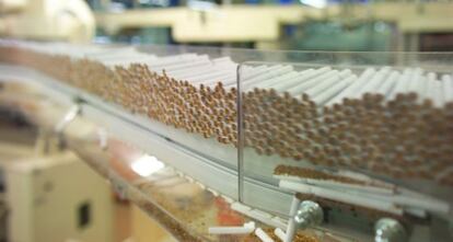 Philip Morris vendi&oacute; el a&ntilde;o pasado 856.000 millones de cigarrillos, un 2,7% menos que en 2013. 