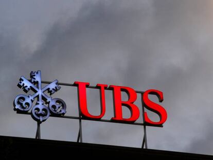 UBS ofrece un refugio a los inversores bancarios, aunque a un precio